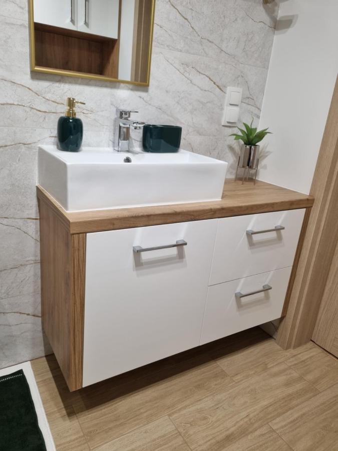 Apartament Sloneczny -Sciegiennego Кельце Экстерьер фото
